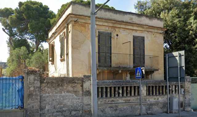 Bari, il caso del villino di corso De Gasperi: inserito tra gli edifici da salvare,  stato abbattuto